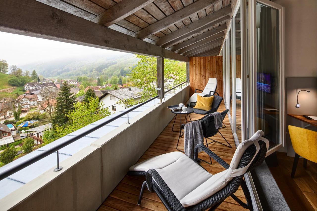 Elzland Hotel Pfauen Wellness & Spa Эльцах Экстерьер фото